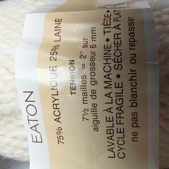 Vintage yarn Eaton Lady Fair  Shetland Style ACRYLIC WOOL blend ivory 50g x 2 - Picture 3 of 7